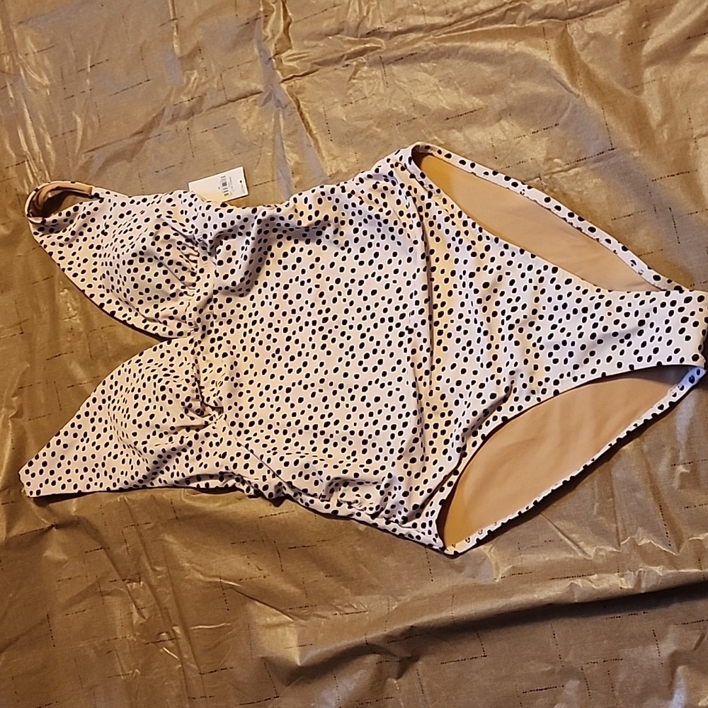 Old Navy One Piece Swimsuit